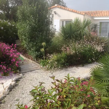 D'hotes Les Lits Marins 奥雷龙圣皮耶尔