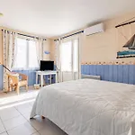 D'hotes Les Lits Marins 3* サン・ピエール・ドレロン