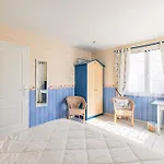 D'hotes Les Lits Marins サン・ピエール・ドレロン