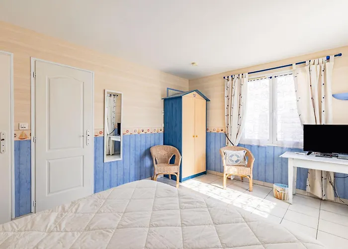 فندق مبيت وإفطار D'hotes Les Lits Marins 3*